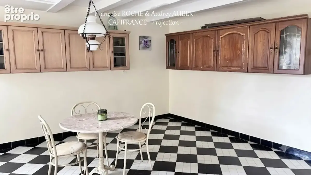 Maison à vendre 2 en 1 - 7 pièces - 5 chambres à TAILLEBOURG (17) - photo 2