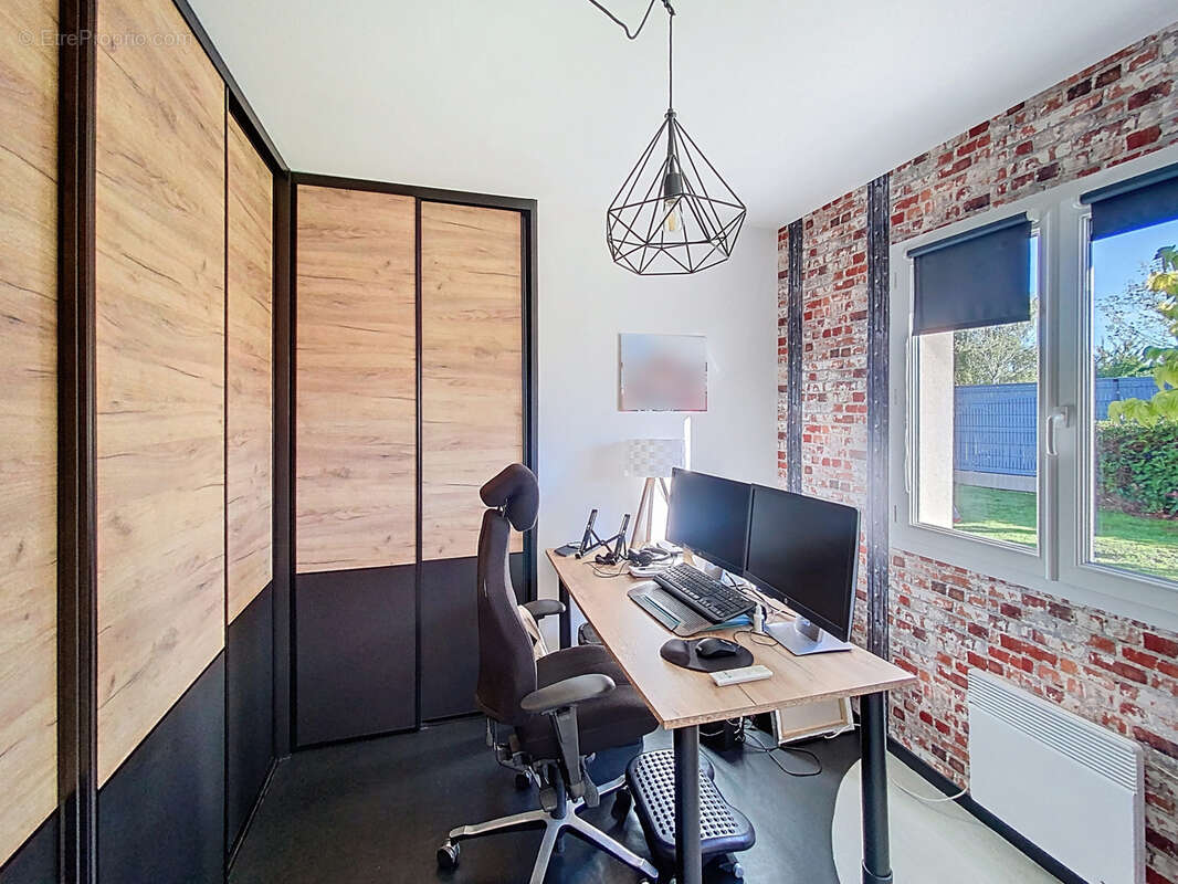 Maison à ORADOUR-SUR-GLANE