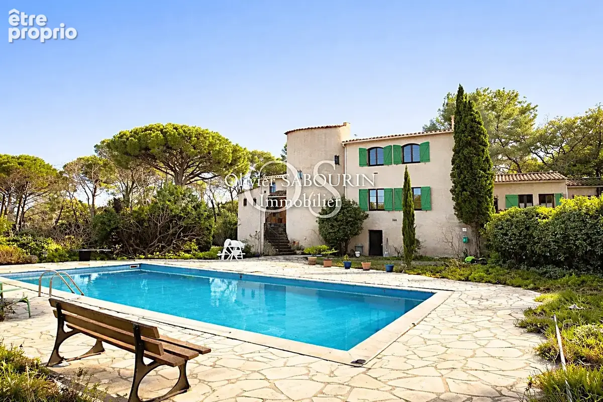 Bastide de caractère – 422 m² habitables avec 6 logements indépendants, piscine et terrain de 15 555 m² - photo 1