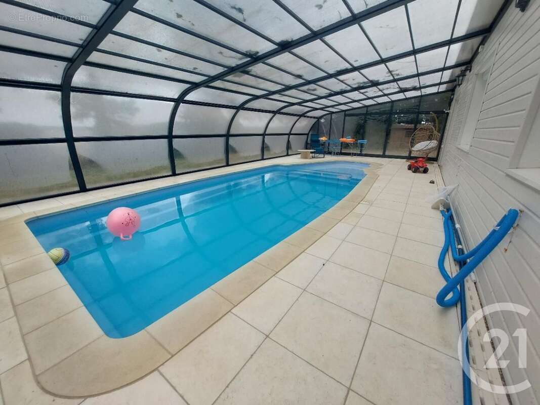 Maison à ETAIS-LA-SAUVIN