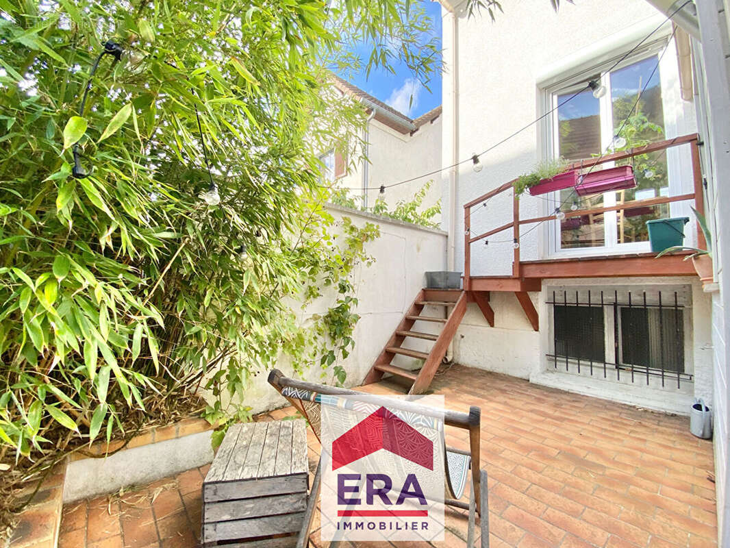 Maison à SARTROUVILLE