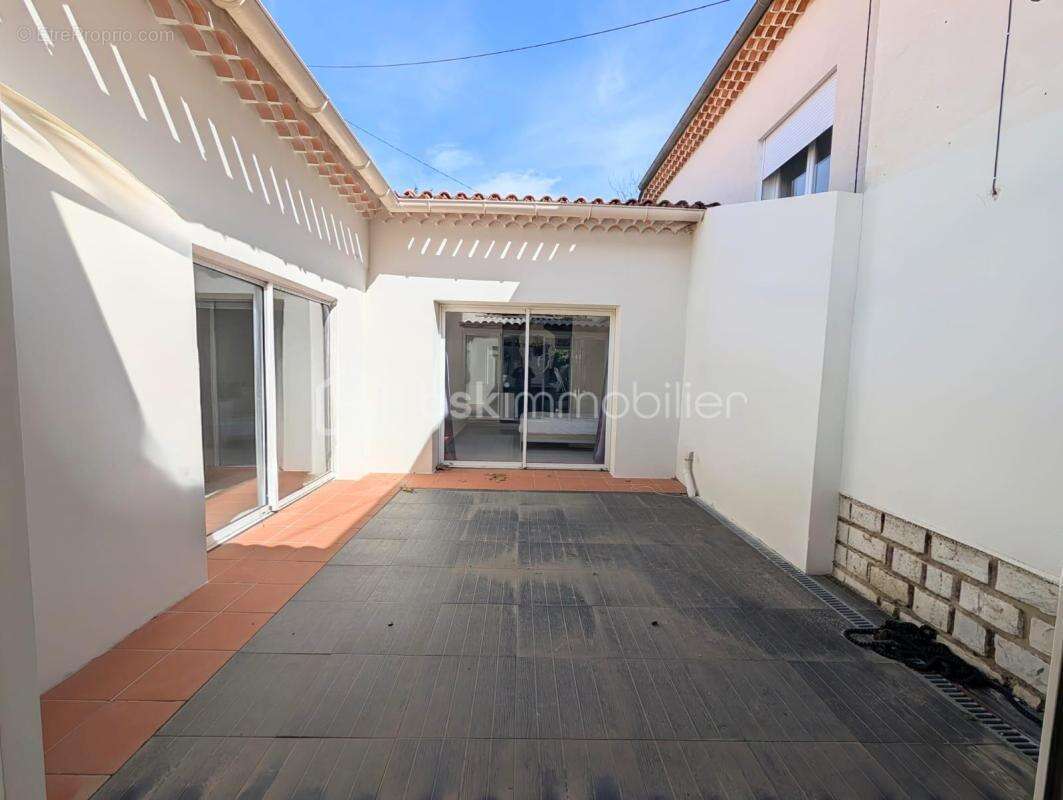 Maison à ORGON