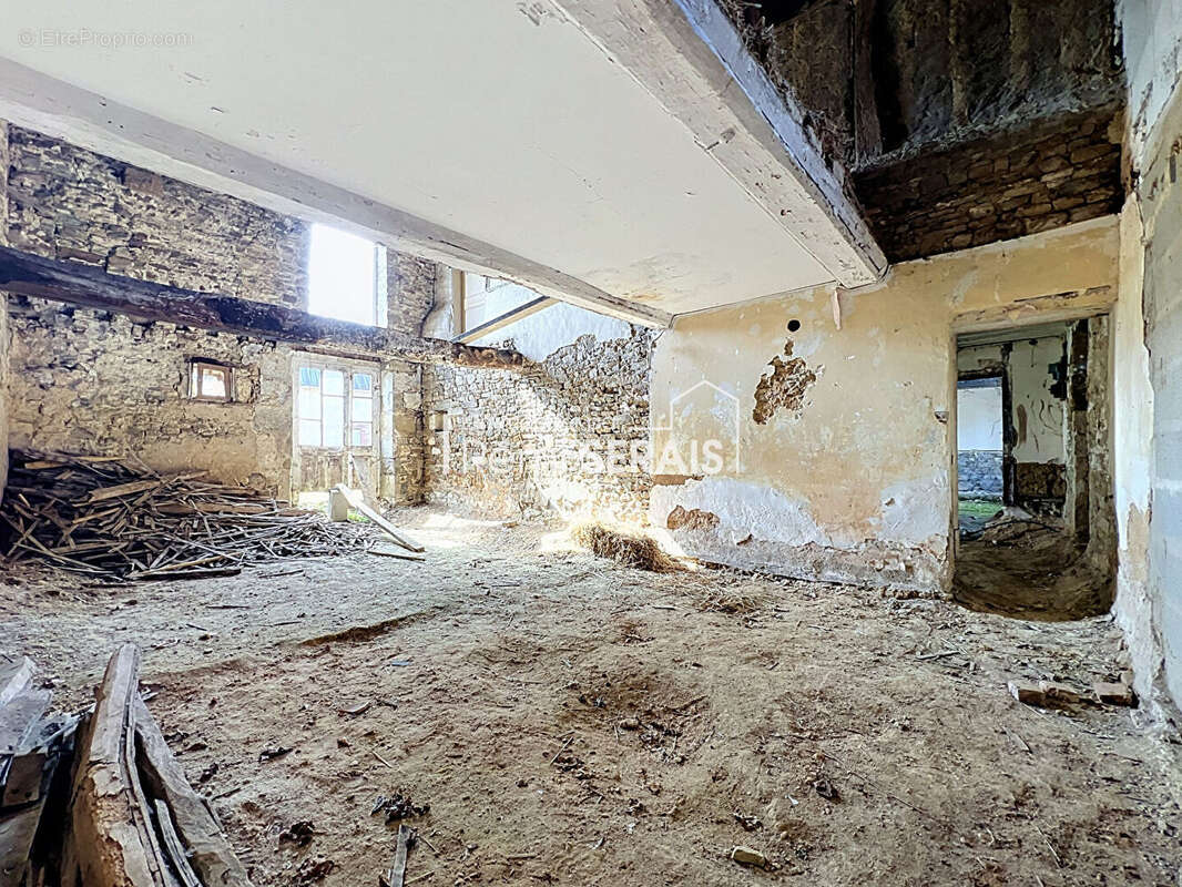 Maison en pierre à rénover à LOUGE SUR MAIRE - photo 7