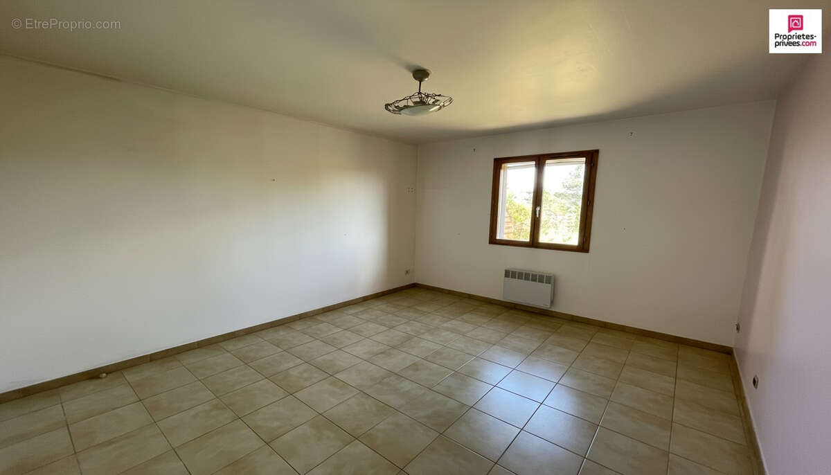 Maison à ESPARRON-DE-VERDON