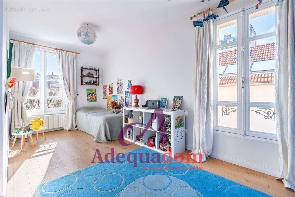 Maison à BOIS-COLOMBES