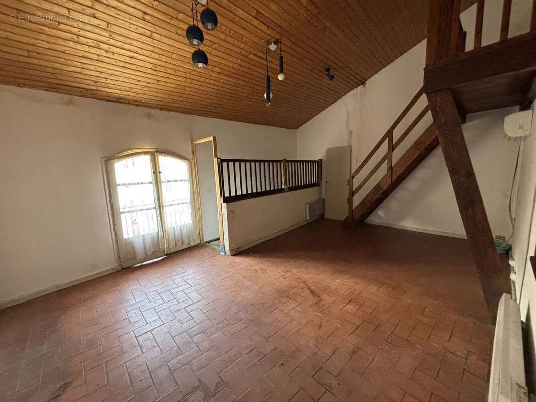 Remise avec habitation T3 - photo 3