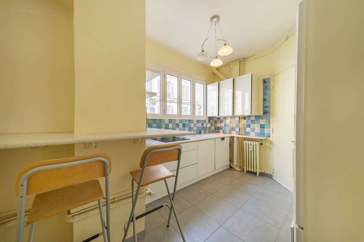 Appartement à NEUILLY-SUR-SEINE