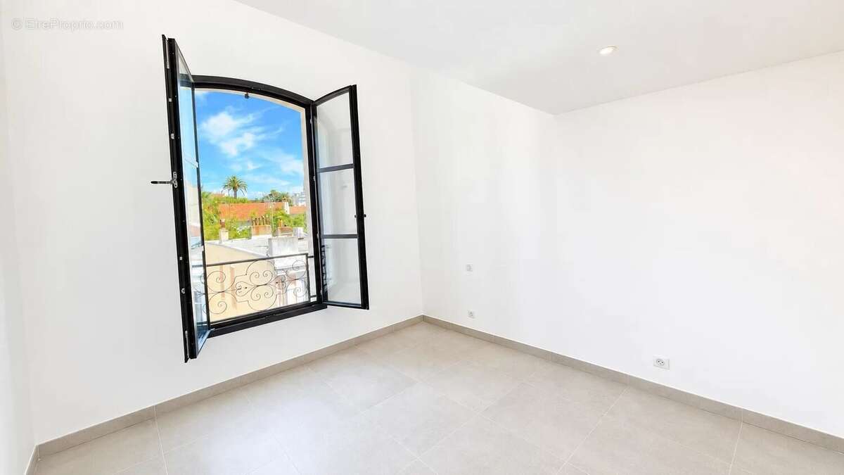 Villa de ville d'exception – Cannes cente ville 129 m² renovée - photo 5