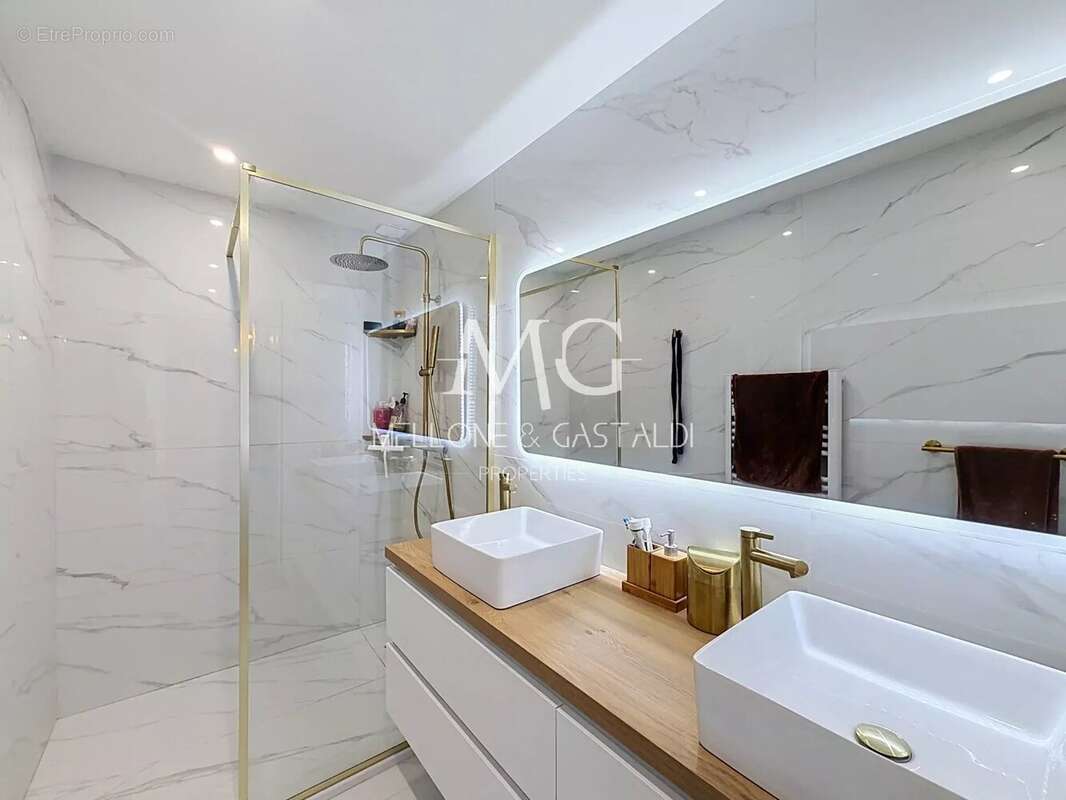 Maison à MOUGINS