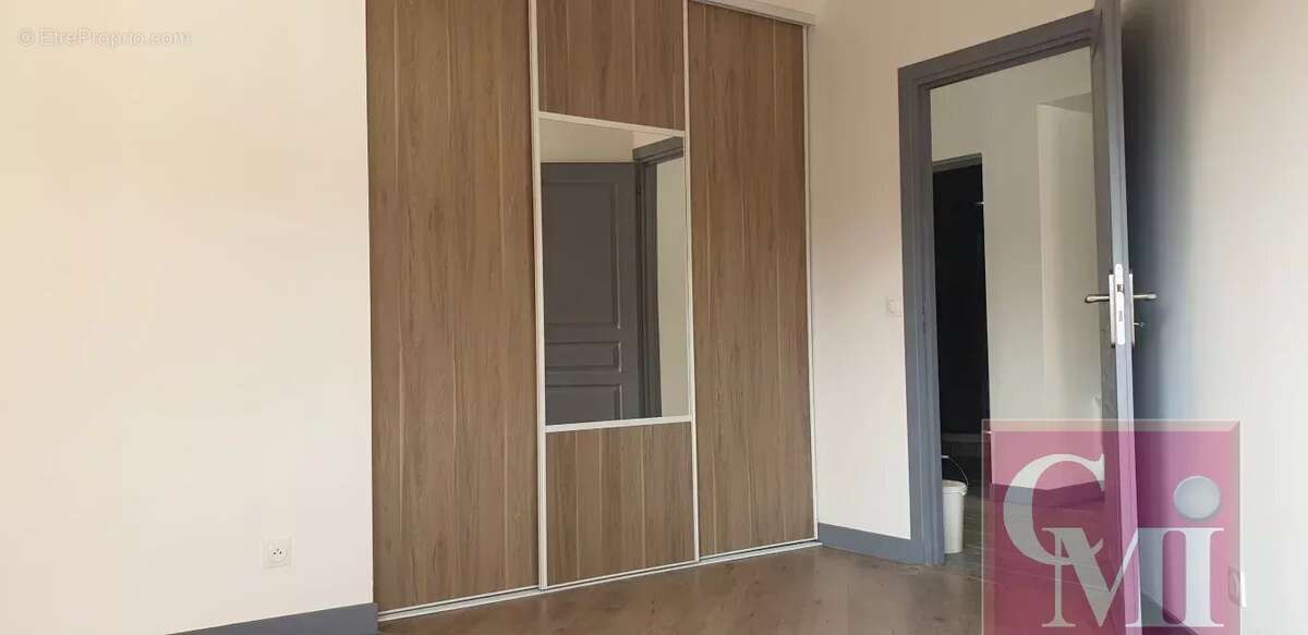 Appartement à BREUILLET