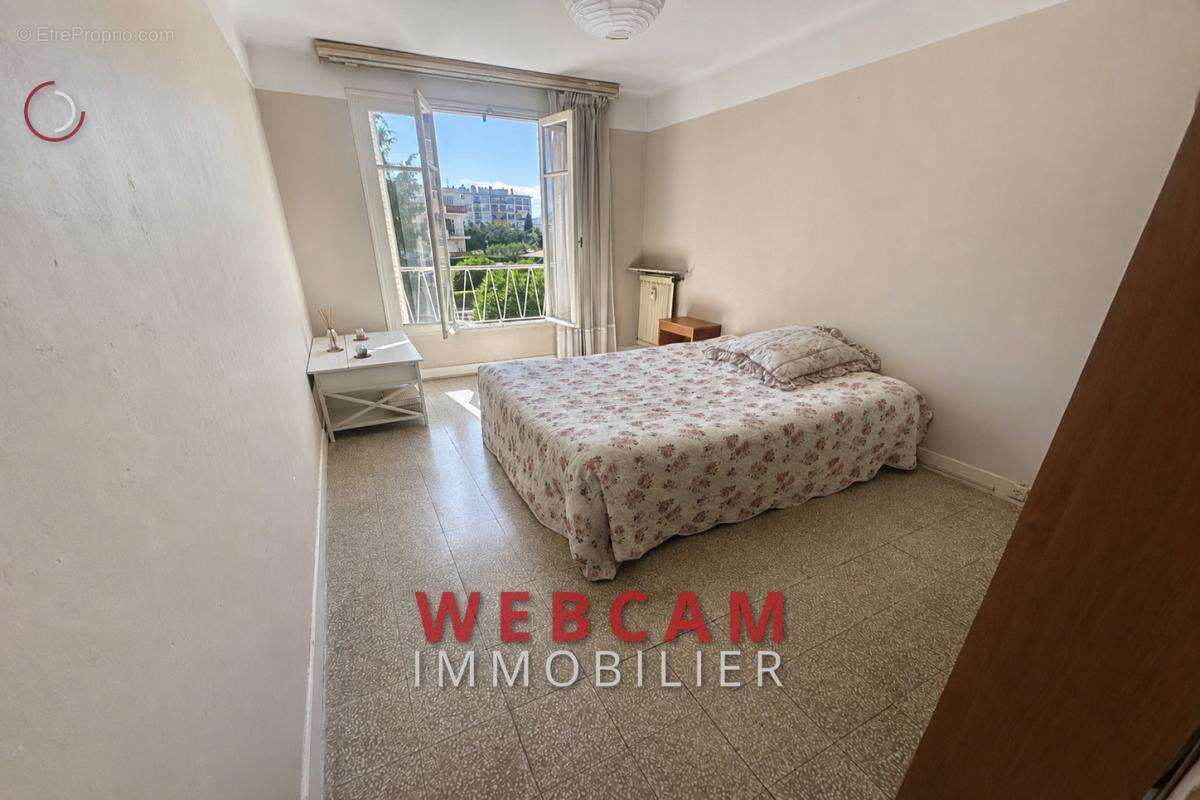 Appartement à LE CANNET
