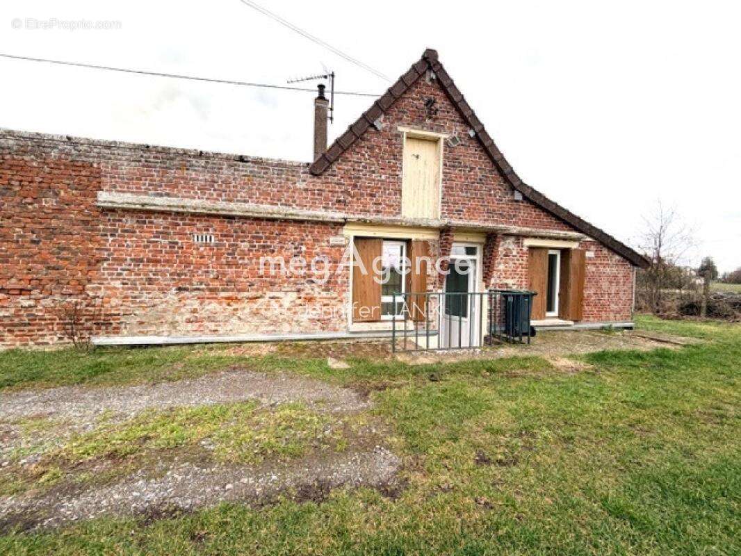 Maison à MAIGNELAY-MONTIGNY