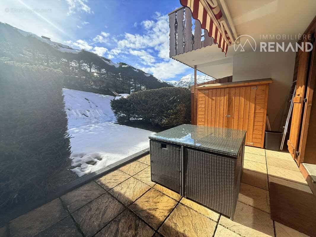 Salle de douche neuve  - Appartement à CLUSES