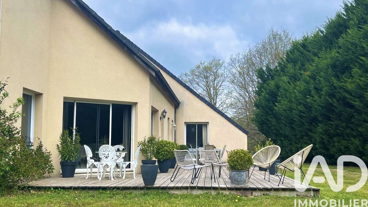Photo 2 - Maison à GUECELARD