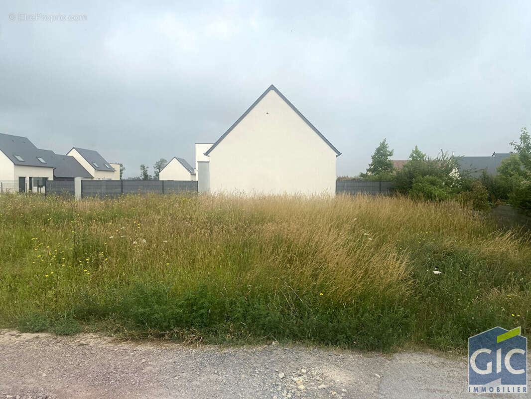 Terrain à BRETTEVILLE-SUR-ODON