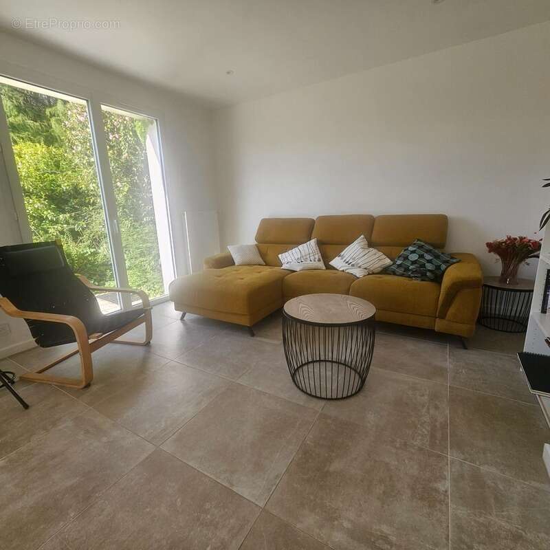 Maison au calme sur 3300 m2 de terrain arboré - photo 10