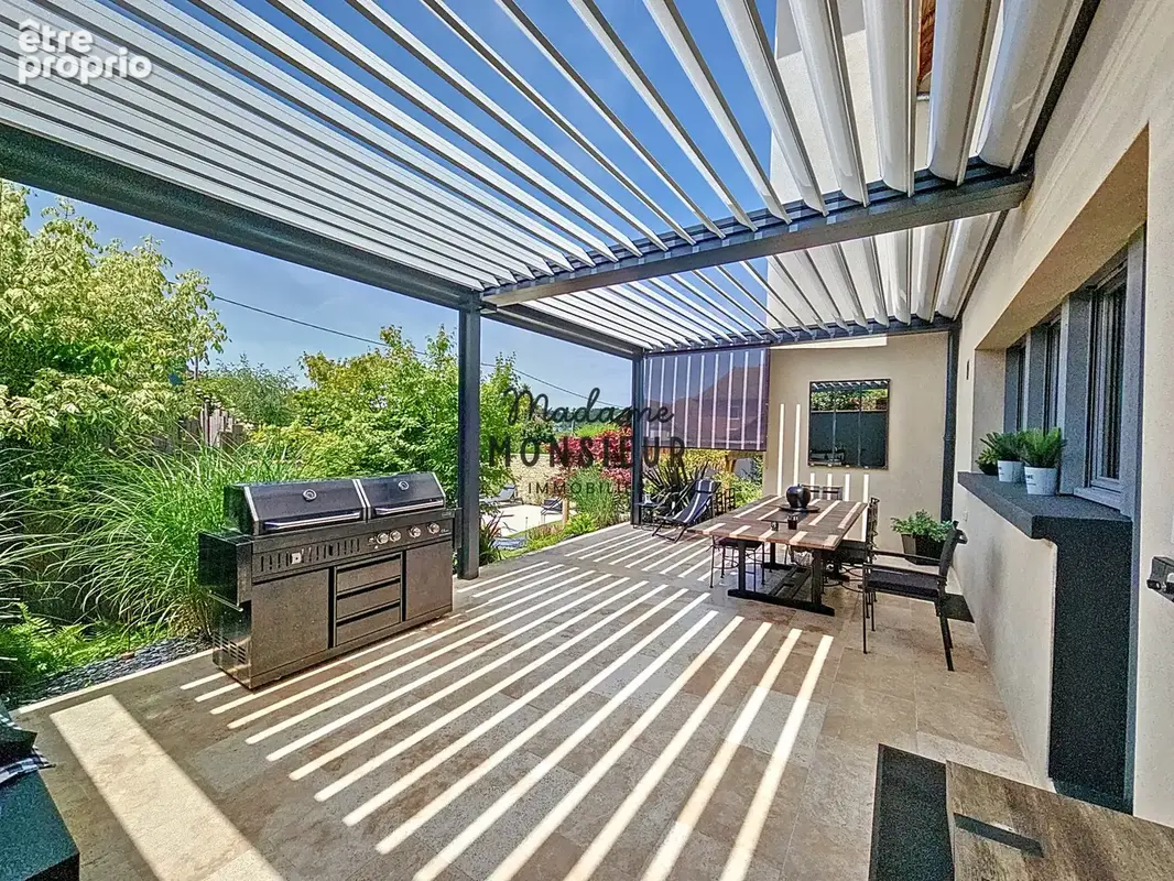 Propriété 280m2 avec jardin paysagé - photo 17