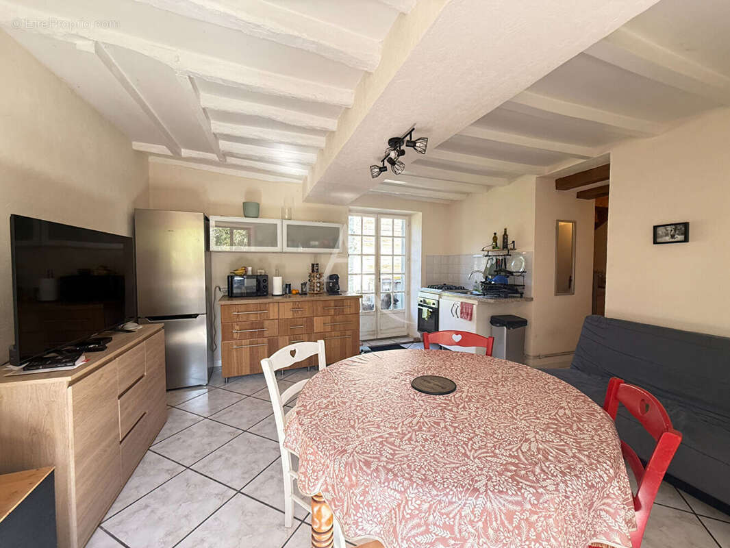 Maison à LE CHATELET-EN-BRIE