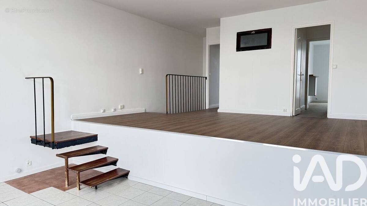 Photo 1 - Appartement à LE MEE-SUR-SEINE