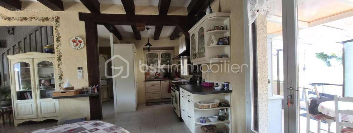Maison individuelle avec piscine et sous-sol total - photo 3