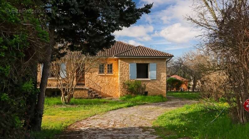 Maison à vendre 4 pièces SIORAC EN PERIGORD, sous-sol de 100m² exploitable  jardin 1933m² - photo 44
