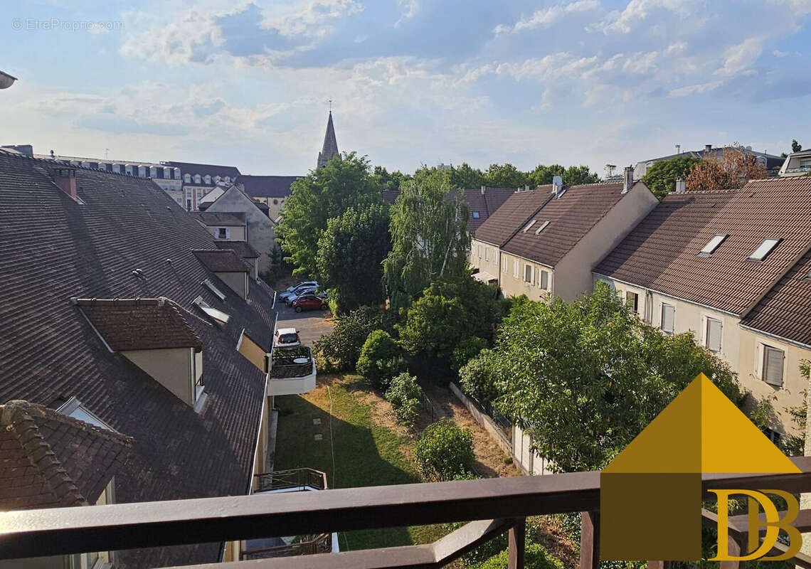 Appartement à MAISONS-ALFORT