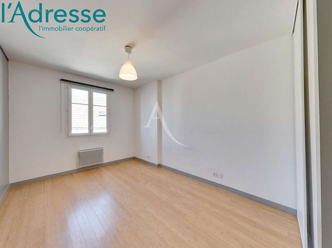 Appartement Emerainville 2 pièce(s) 36 m2 - photo 9