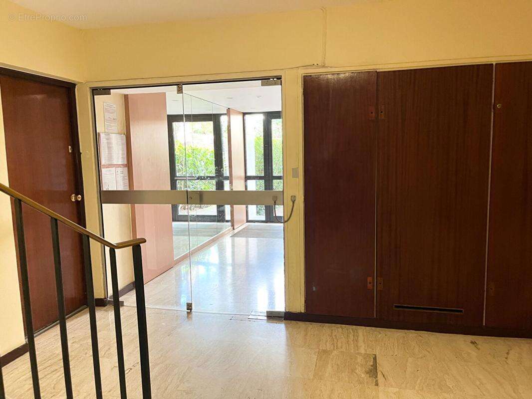 Appartement à FONTENAY-LE-FLEURY