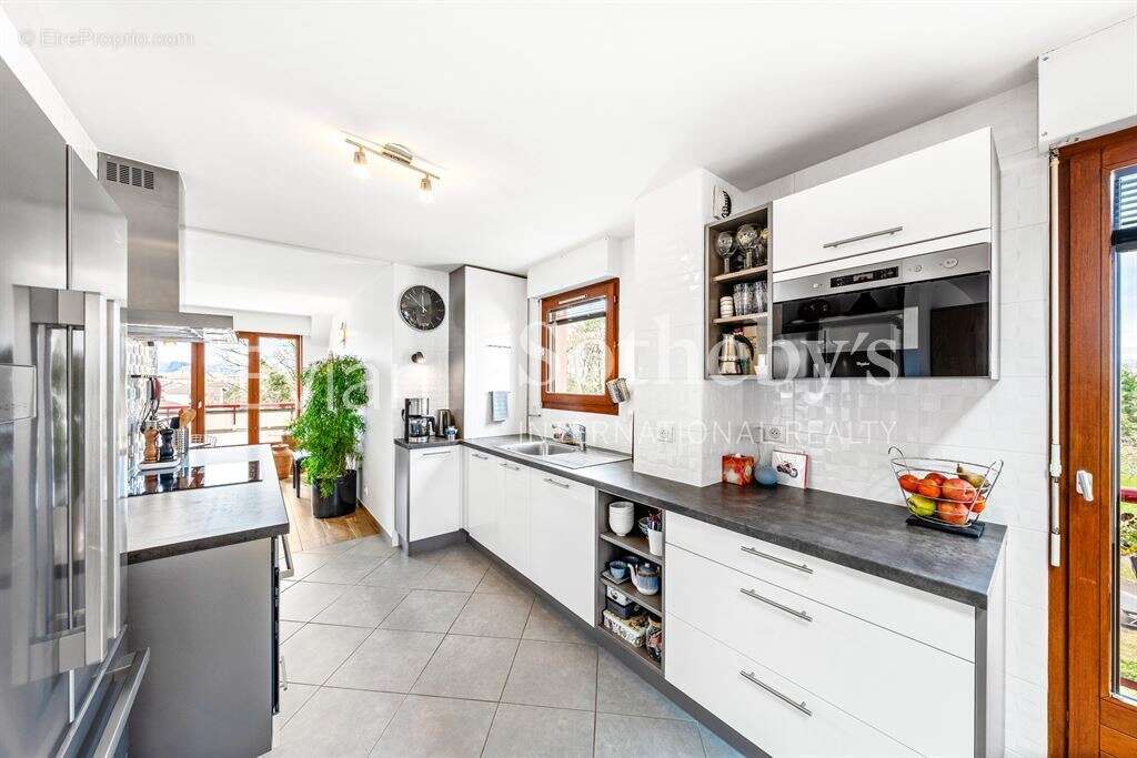 Appartement à EVIAN-LES-BAINS