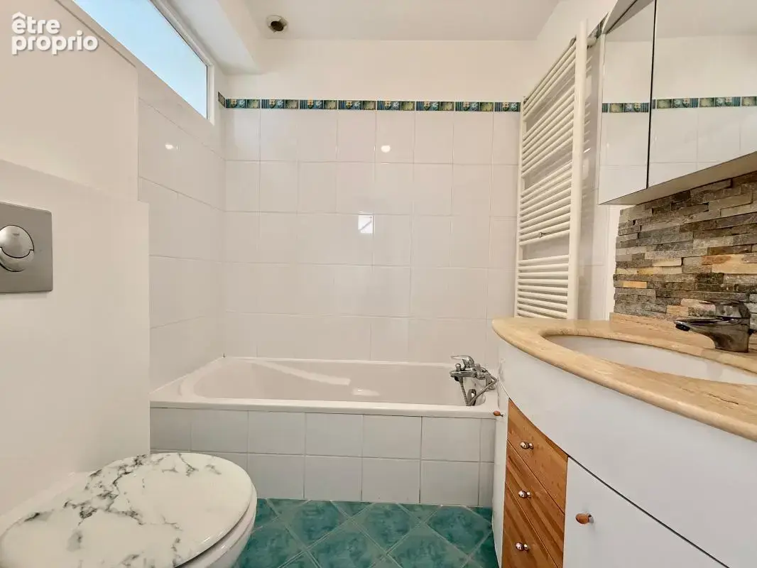 Maison familiale de 195 m² avec T2 indépendant – Calme et potentiel locatif - photo 26