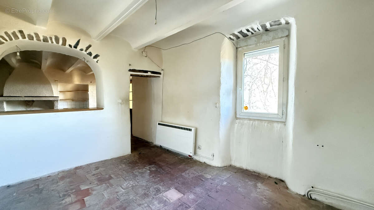 Maison à SAINT-SEBASTIEN-D'AIGREFEUILLE