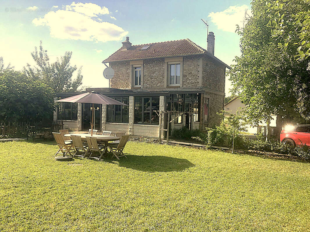 Maison à SAINT-BRICE-SOUS-FORET