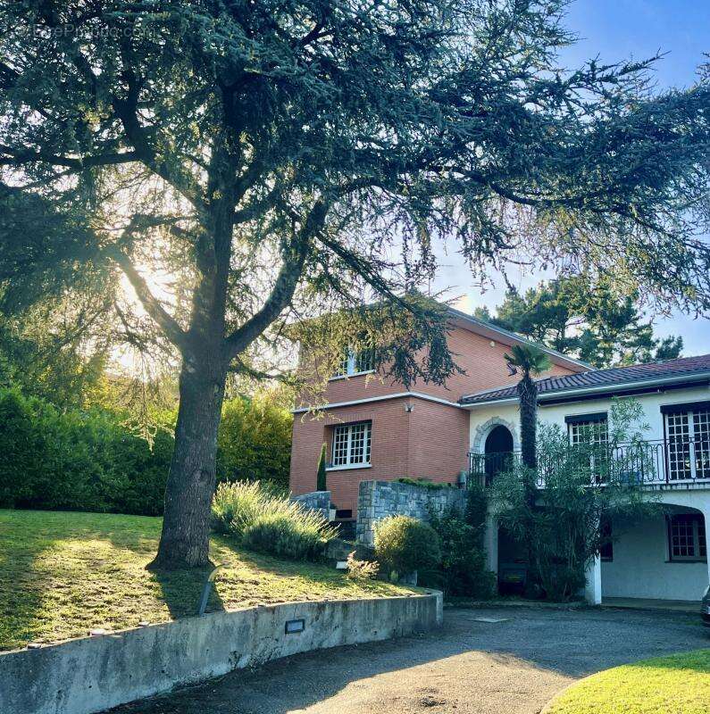 Maison à RAMONVILLE-SAINT-AGNE