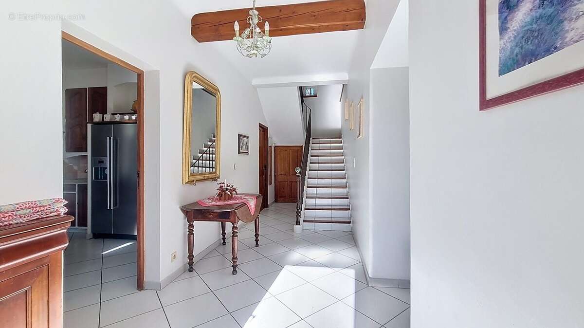 Maison 290 m² à Avignon  - photo 7