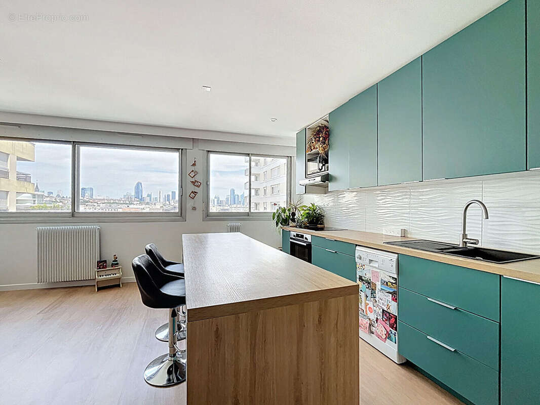 Appartement à SURESNES