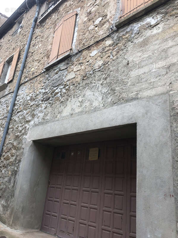 Appartement à SAINT-LAURENT-DE-CERDANS