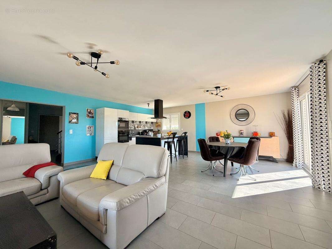Maison familiale récente – 4 chambres – Terrain de 1500m² – Aucuns travaux à prévoir - photo 8