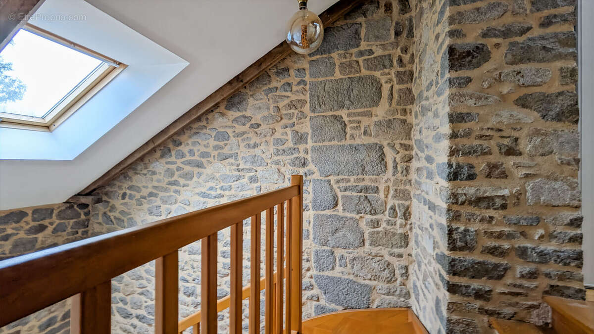Maison à DINGE