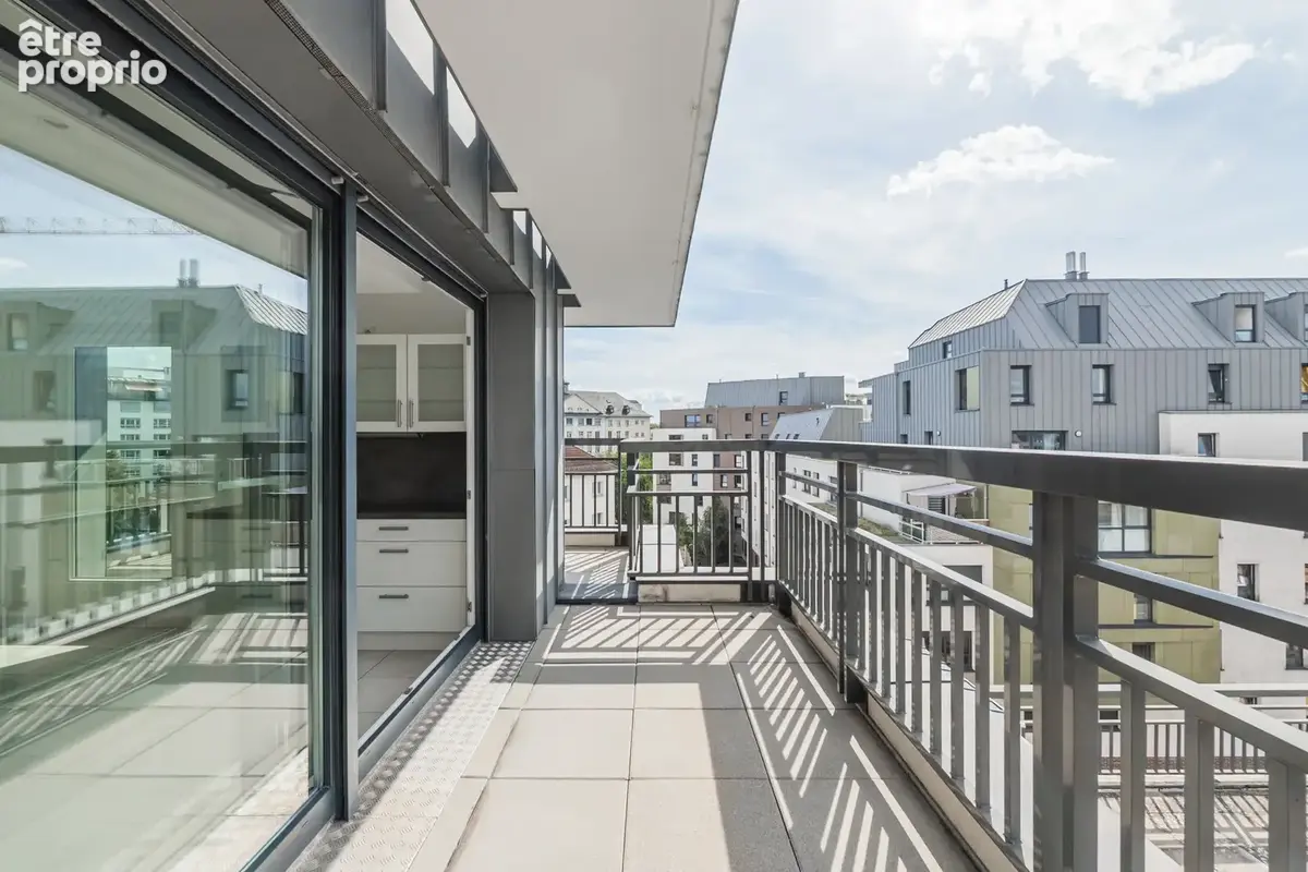 Strasbourg Hopital Civil   Attique F5 103 m2 avec terrasse 17 m2 et parking   Bien rare ! - photo 6