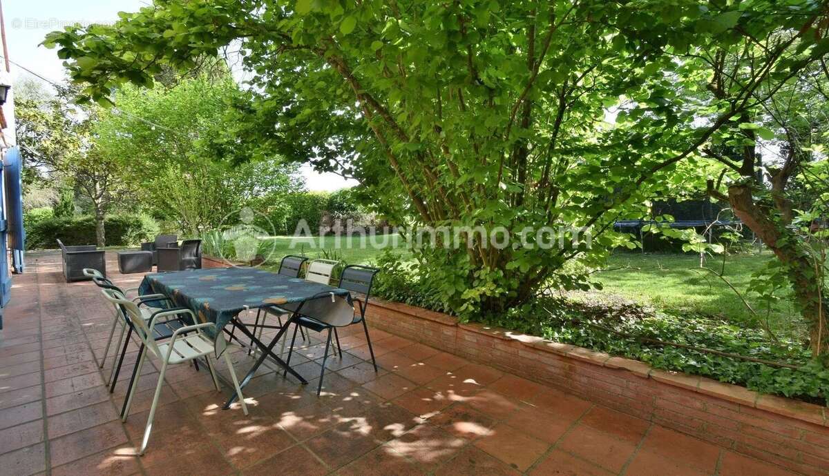 Maison à SAINT-JEAN-LHERM