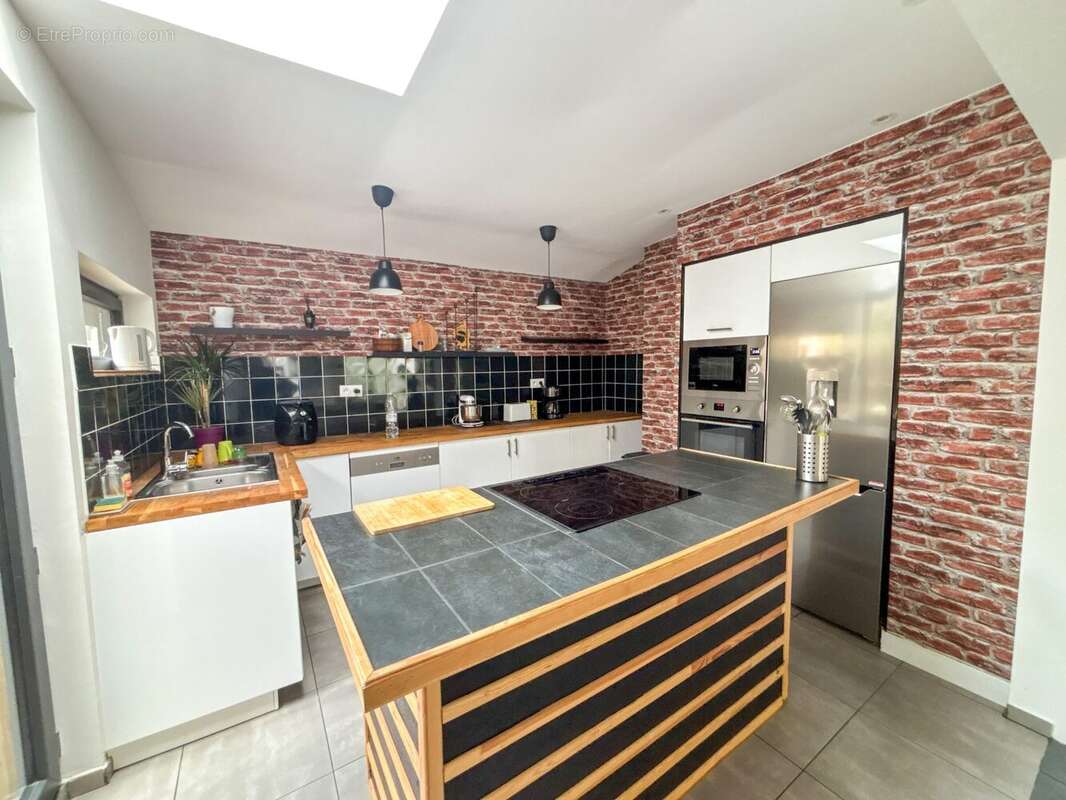 Maison à LYS-LEZ-LANNOY