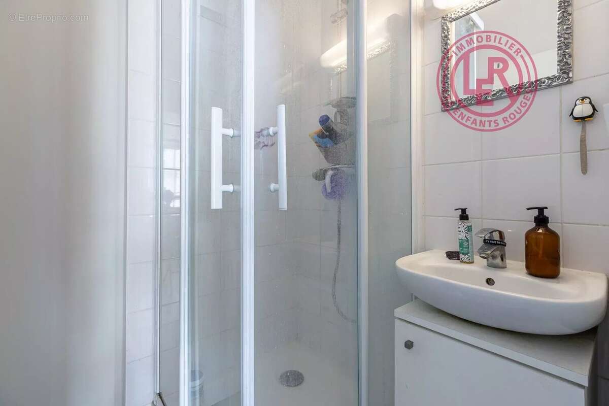 Appartement à PARIS-3E