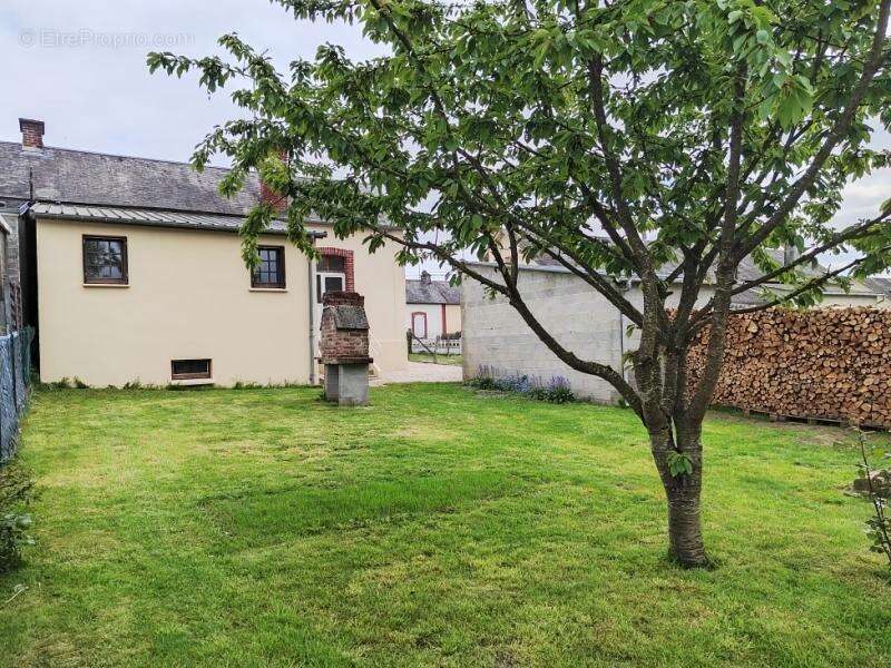 Maison à LA FERRIERE-AUX-ETANGS