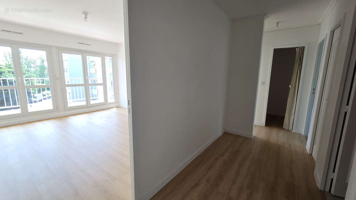 Appartement à LIMEIL-BREVANNES