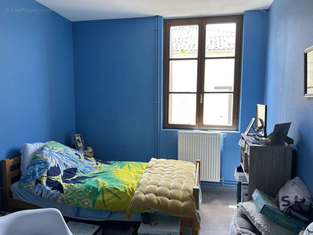 Maison à OUZILLY