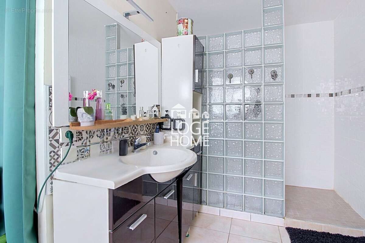 Maison 107 m² à Pecquencourt  - photo 3