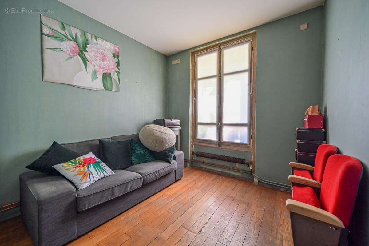 Appartement à PARIS-20E