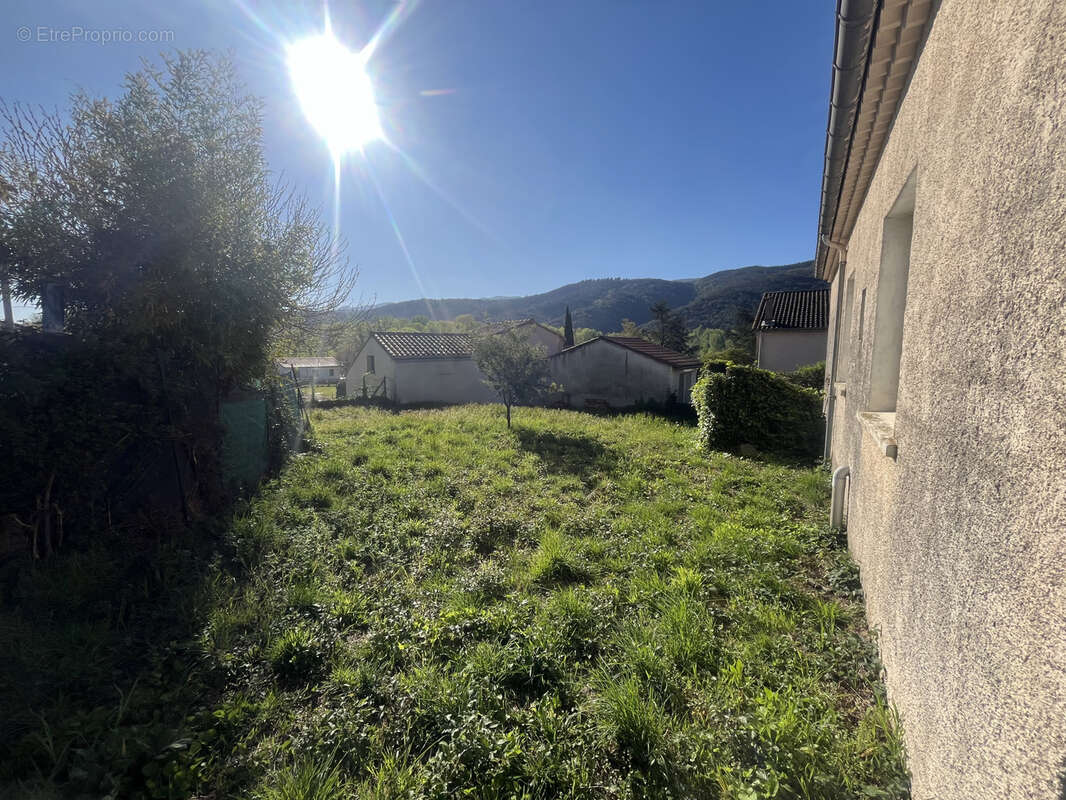 Maison à LE POUJOL-SUR-ORB