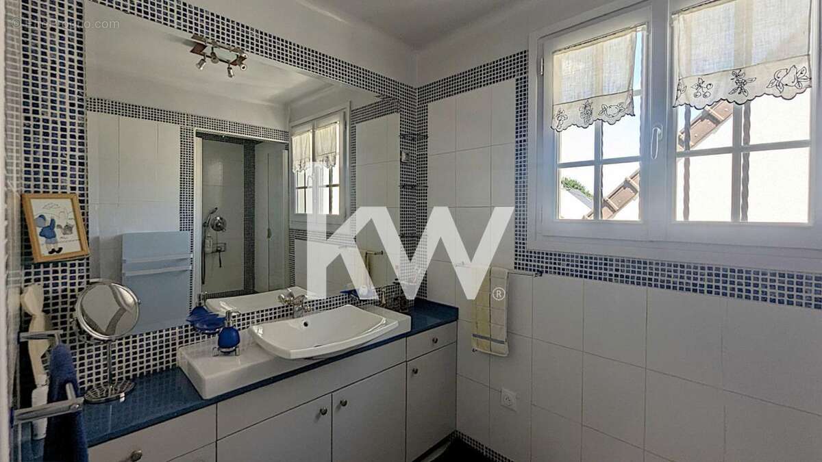 Maison à DEUIL-LA-BARRE