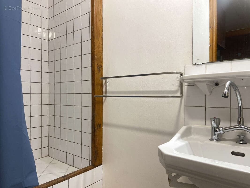 Appartement à YENNE